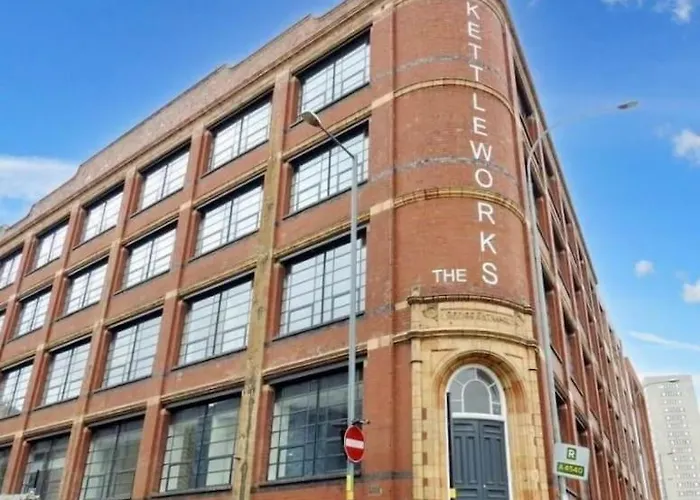 342 Stunning One Bedroom Studio Apartment